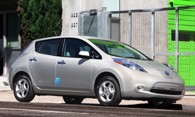 Which is better nissan leaf or chevy volt #9