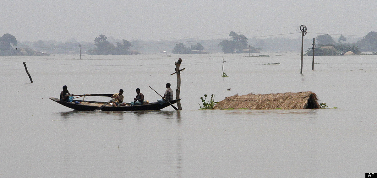 India Floods 2012: Raging Waters Swamp Thousands Of Indian Villages, Killing 27