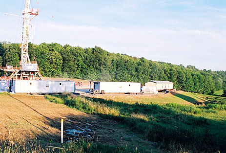 Support for fracking regulation drops even as Wyoming finds new groundwater pollution