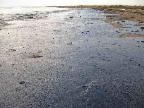 Russia Spills 5 Million Tons of Oil, Equivalent to 6 BP Disasters, Every Year
