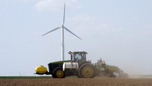 5 American towns leapfrogging toward a greener future